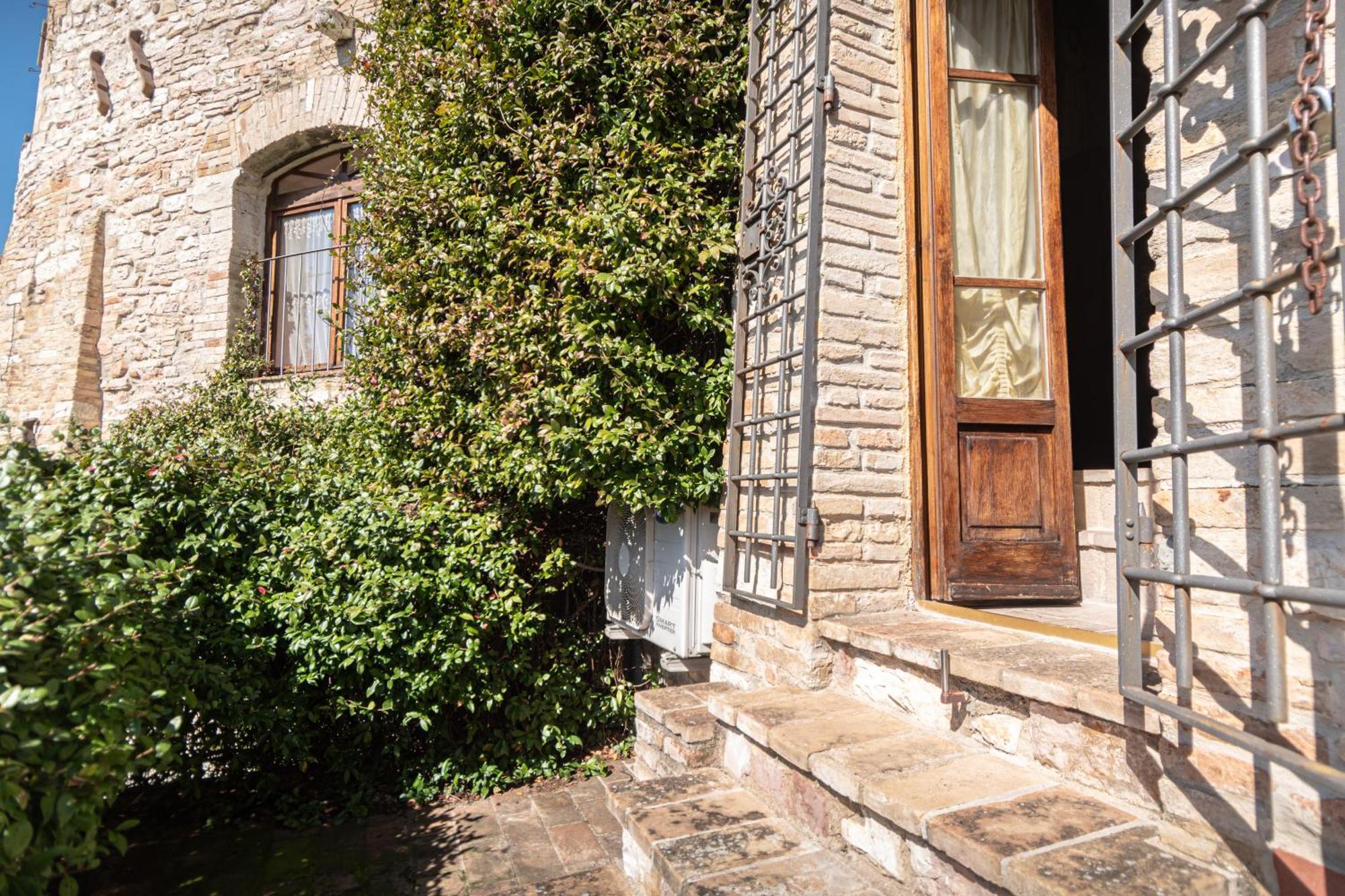 Residenza D'Epoca San Crispino Lejlighedshotel Assisi Eksteriør billede